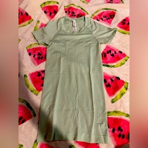 Lululemon swiftly size 0!